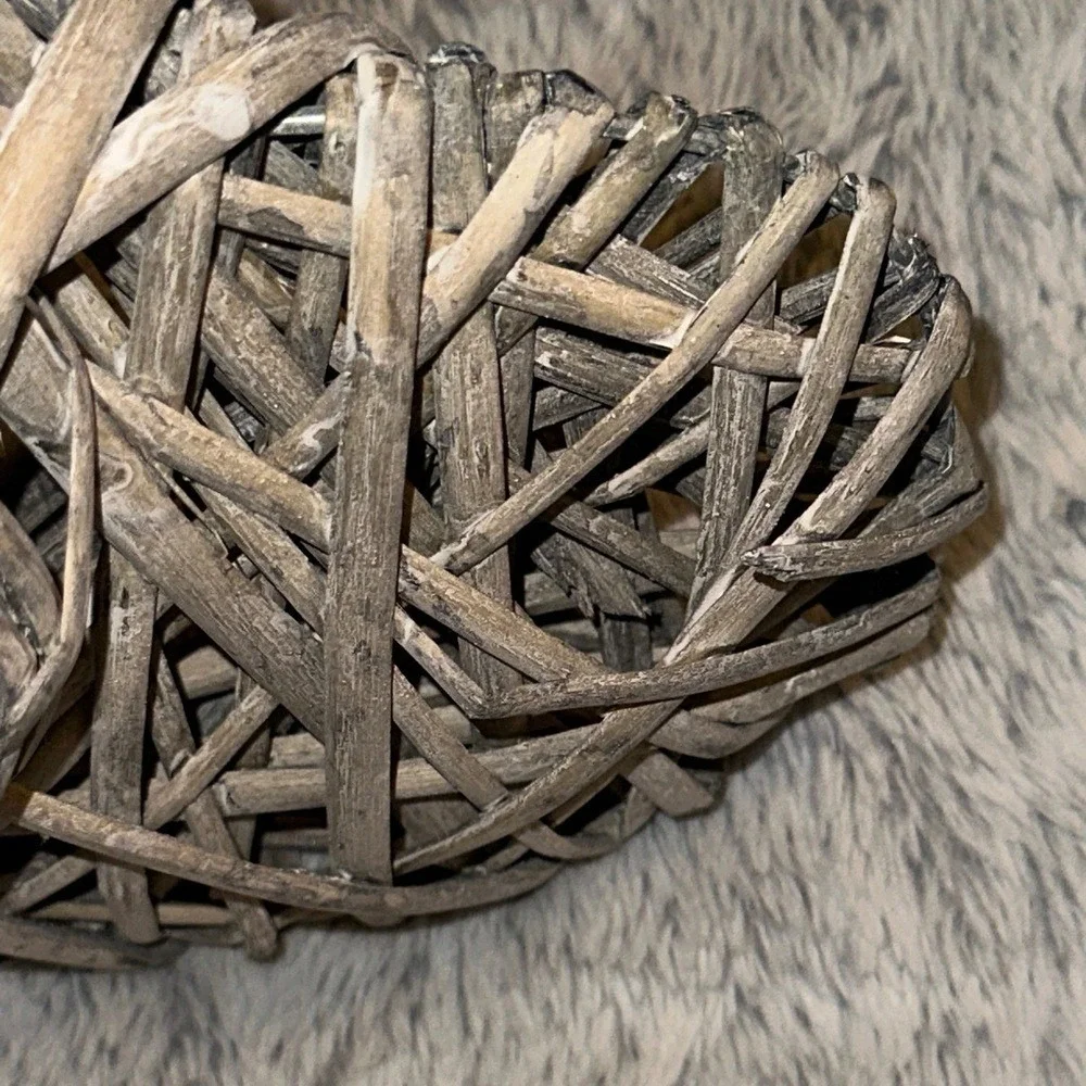 Rustic Wicker Heart Shaped Basket Gray Weathered Farmhouse Decor Wall Hanging